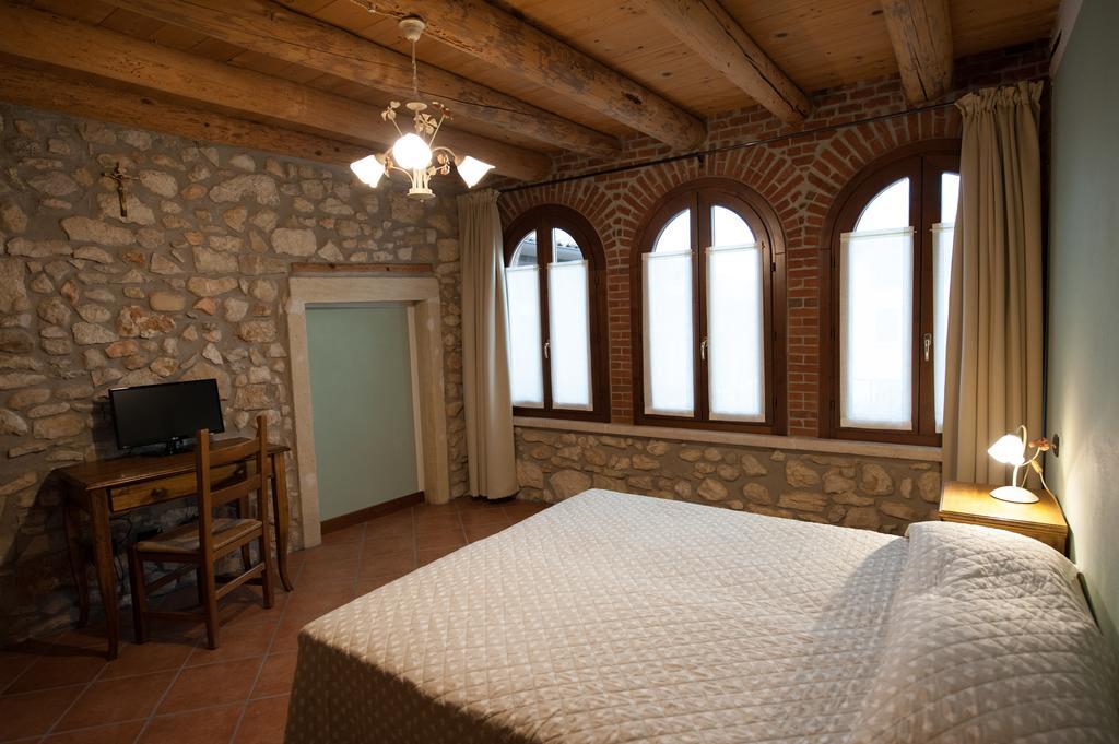 Agriturismo Corte Galvani Неґрар Номер фото